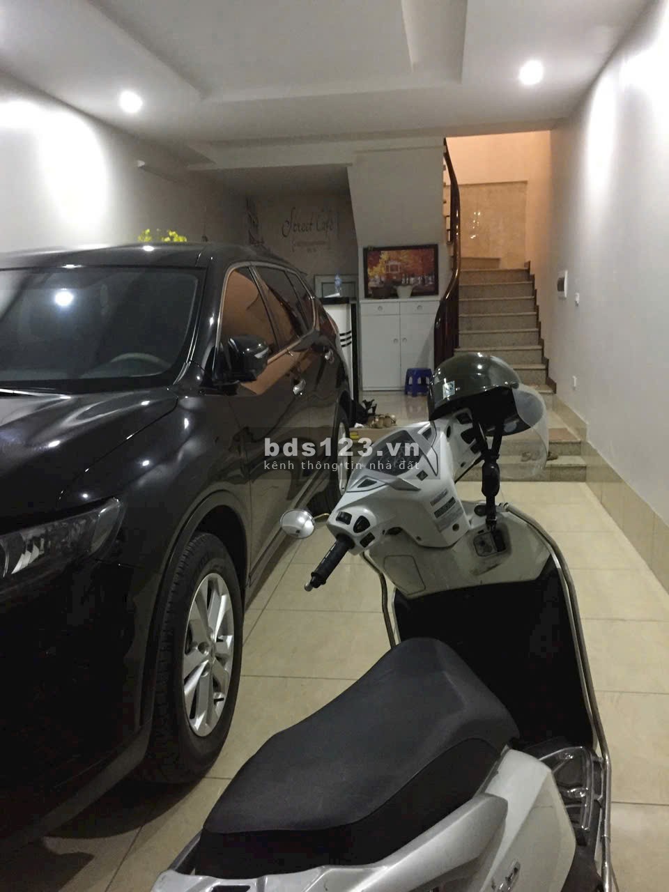 Nhỉnh 10 tỷ phân lô ô tô vào nhà, nhà đẹp 5 tầng thang máy ở luôn