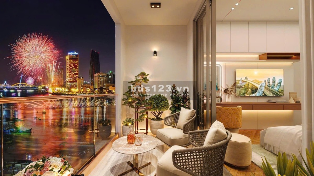 Cuối năm chủ cần tiền bán gấp căn hộ hạng sang sở hữu view trực diện điểm bắn pháo hoa Quốc Tế