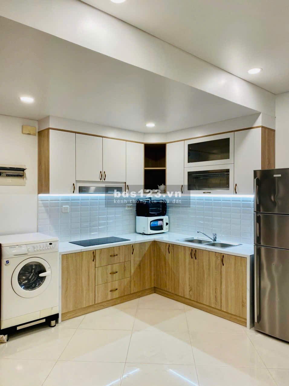 Chính chủ bán căn hộ Bàu Cát II, 64m2, 2PN, 2WC, SH vĩnh viễn. Không đăng giá ảo kéo khách: 3 tỷ TL