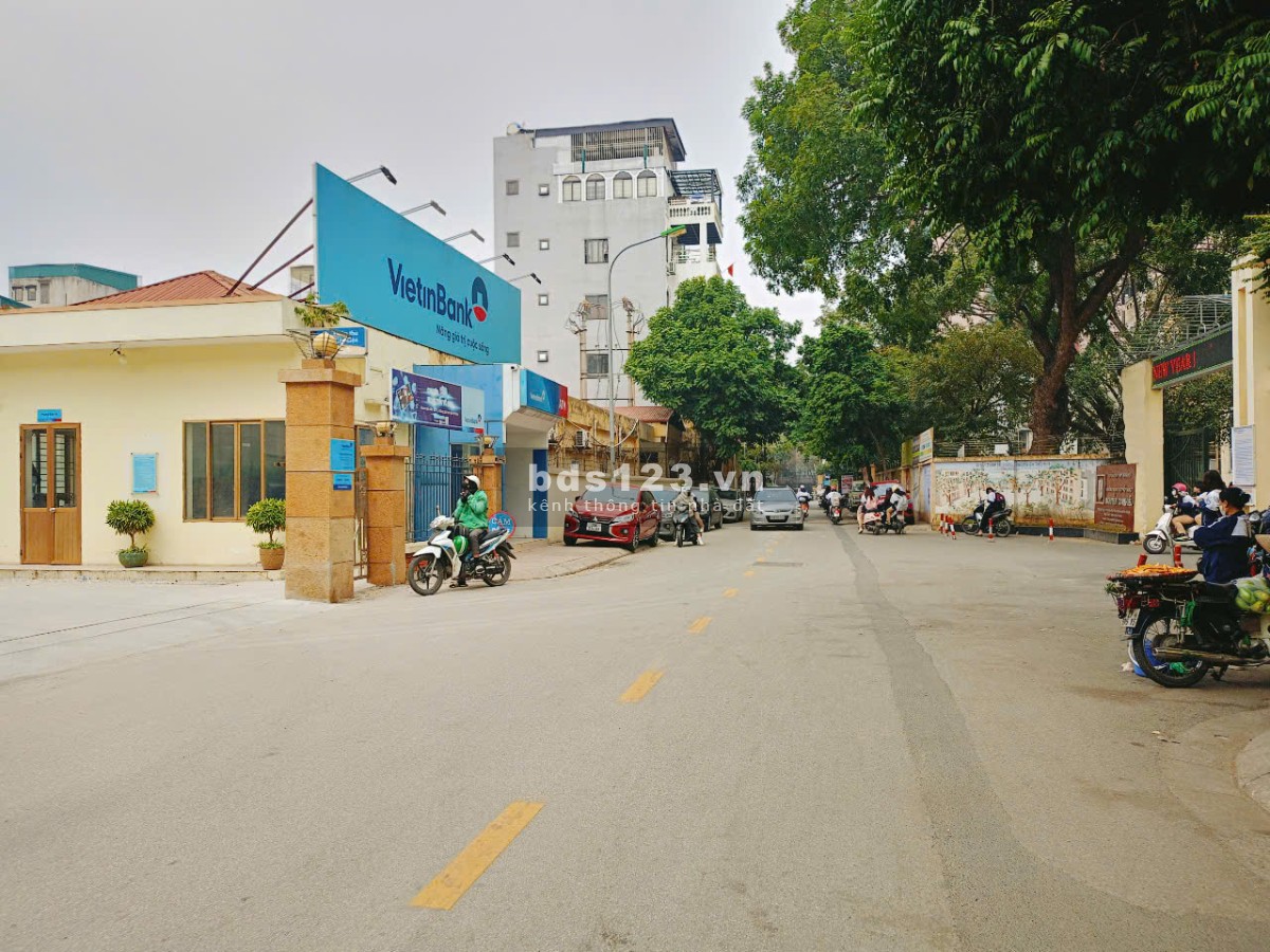 Bán nhà Hồng Tiến Ngọc Lâm 7 tỷ ô tô, trường học, siêu thị, chung cư, ngân hàng sát nhà