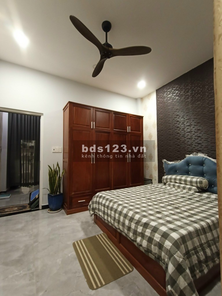 Bán Nhà Đẹp 2 Tầng, 53m2, Ngang 4, Nở hậu tài lộc, Đường 160, TNPA, Q.9