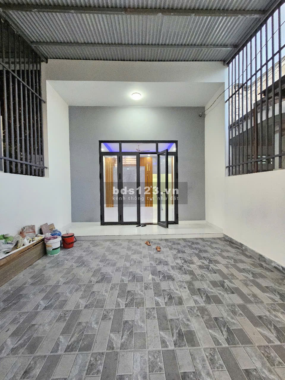 Bán Nhà SHR Ngay Mầm Non Sóc Nâu, DT 5x23, Giá 1.98 Tỷ (Thương Lượng)