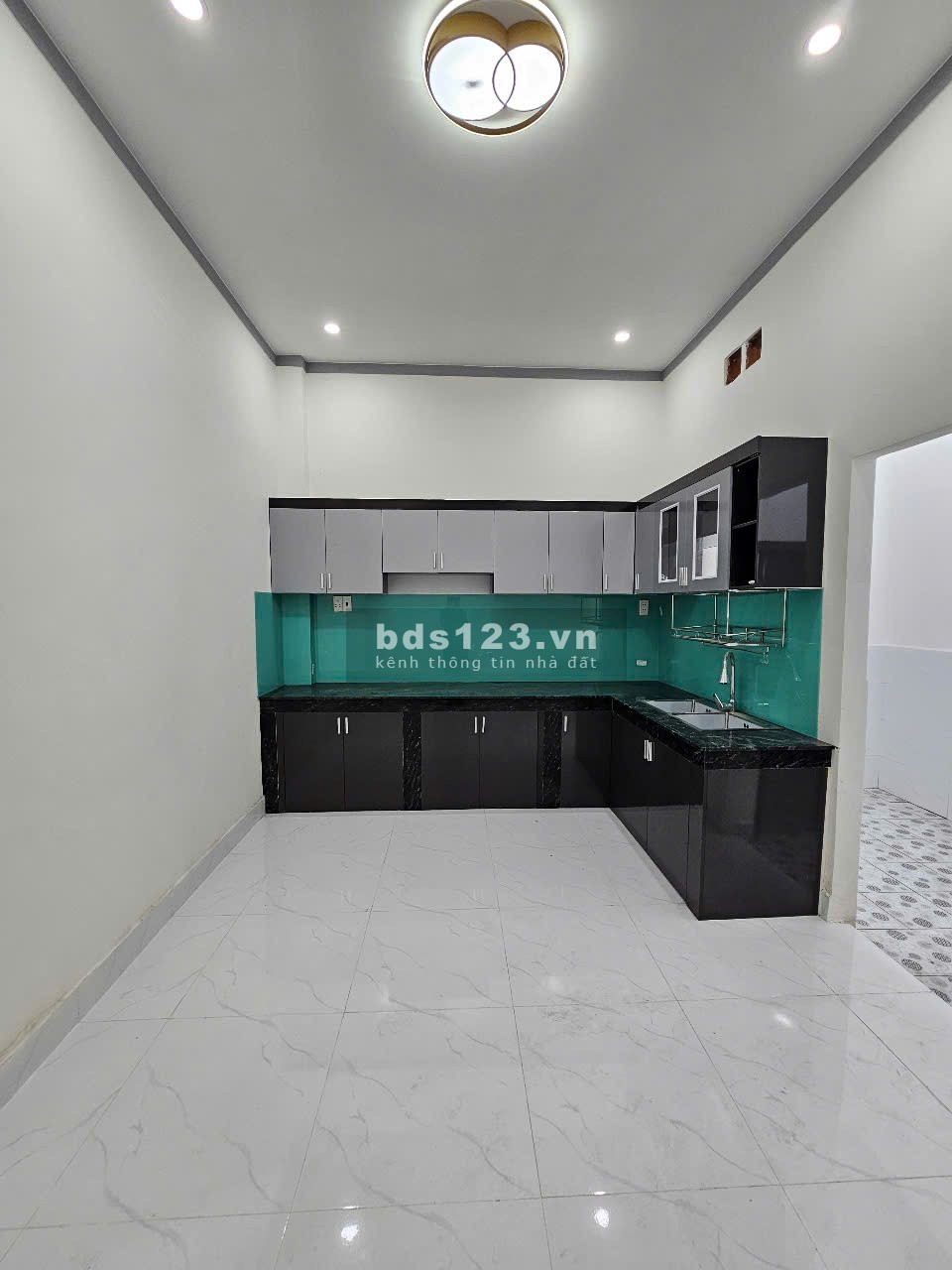 Bán Nhà SHR Ngay Mầm Non Sóc Nâu, DT 5x23, Giá 1.98 Tỷ (Thương Lượng)