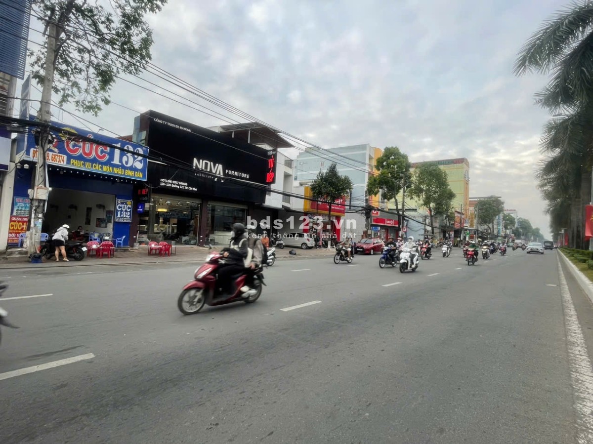 Cho thuê mặt bằng ngang 8.4M đường 3/2, Hưng Lợi, Ninh Kiều, Cần Thơ
