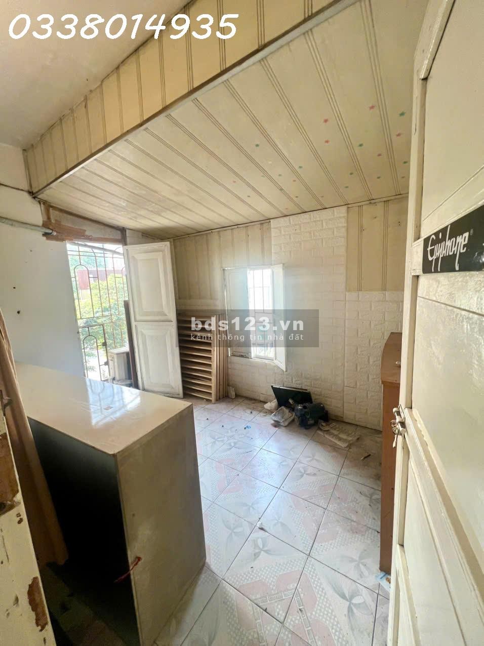 Bán nhà tập thể tầng 4, phố Vạn Bảo, Ba Đình, Hà Nội. Diện tích 70m2 2 Phòng Ngủ