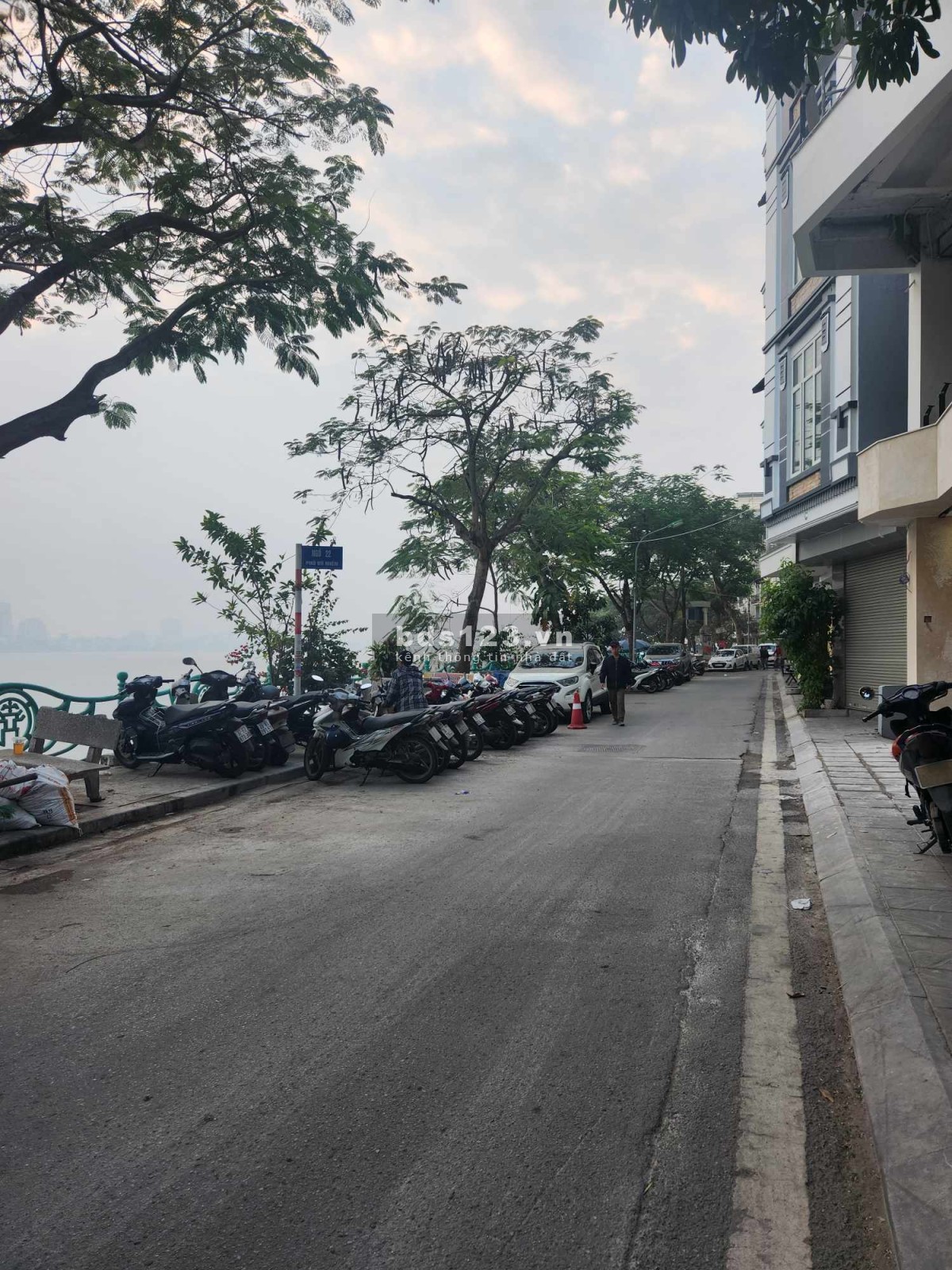 Bán nhà ngõ 56 Vũ Miên - Kề Tây Hồ - Vị trí hiếm nhà bán