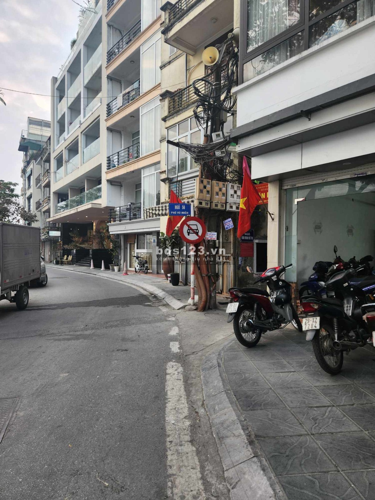 Bán nhà ngõ 56 Vũ Miên - Kề Tây Hồ - Vị trí hiếm nhà bán