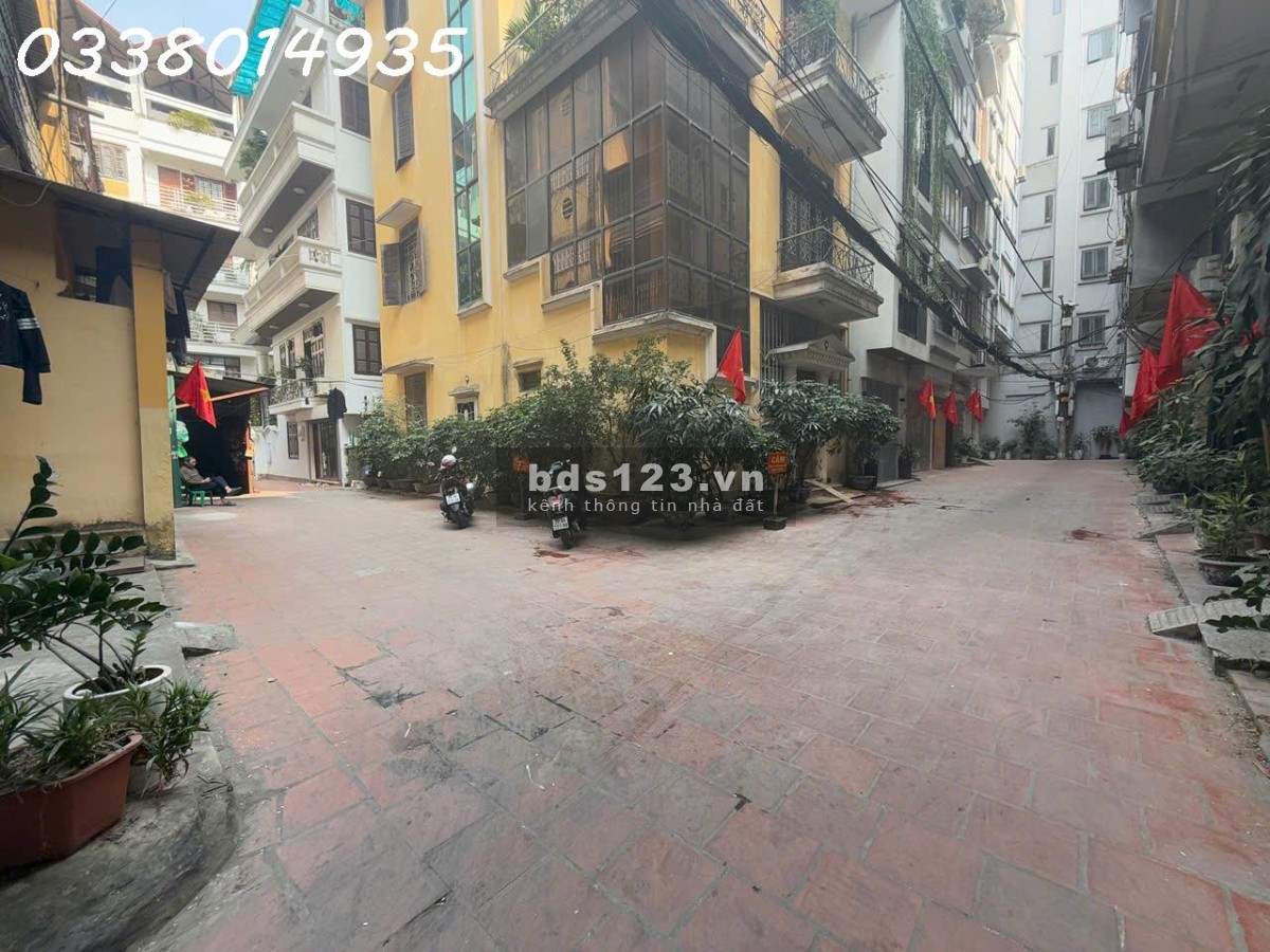 Bán nhà tập thể tầng 4, phố Vạn Bảo, Ba Đình, Hà Nội. Diện tích 70m2 2 Phòng Ngủ