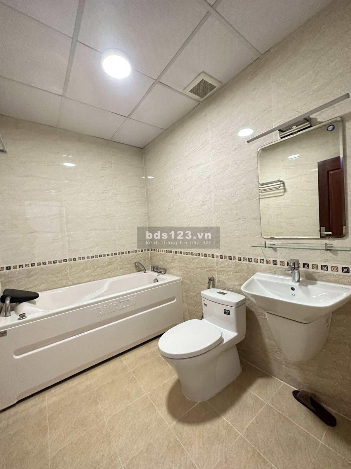 Bán nhà riêng Xuân Đỉnh, sổ đỏ chính chủ, oto, DT 71M2, MT 5,5M, giá 18 tỷ. LH 0834180368