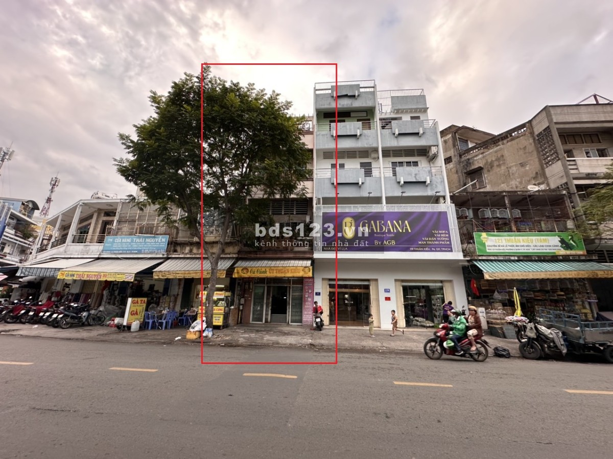 Bán nhà MT đường THUẬN KIỀU Q11, ngang 4,5X14,5m, 5 tầng, cn 60,5m2,