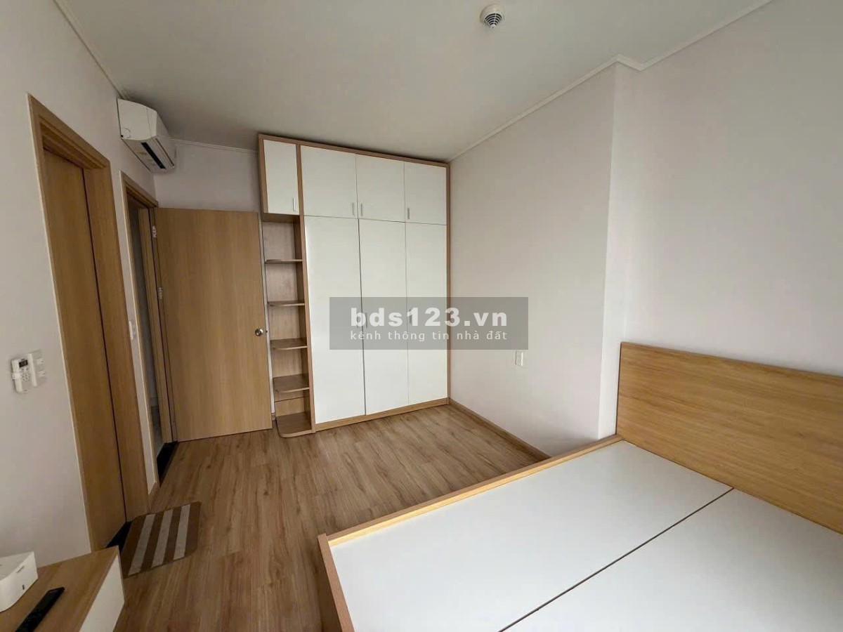Chung cư 10A Trần Nhật Duật,Tân Định, Quận 1: 61m2, 2p ngủ, NT, 10tr