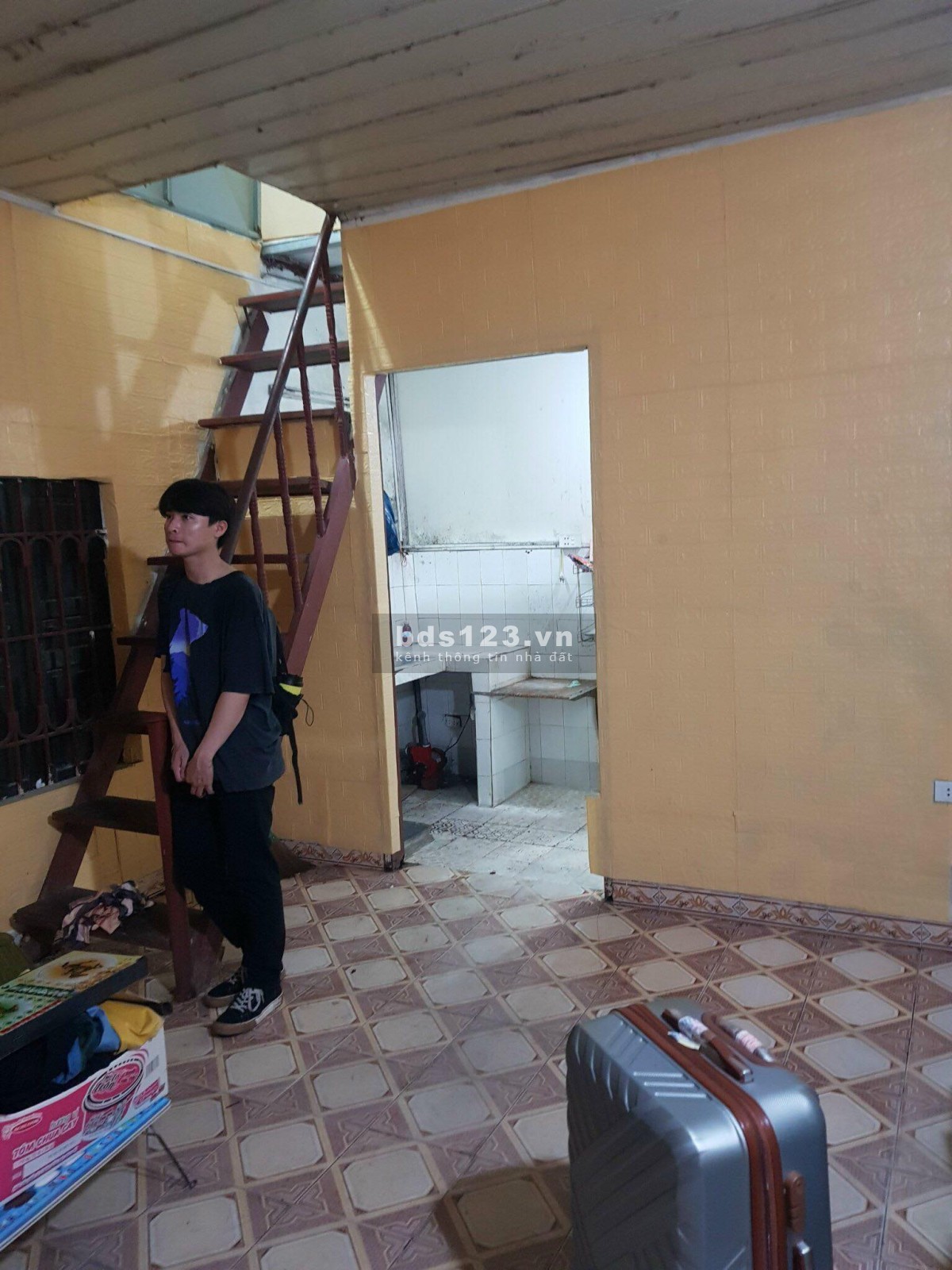 Chính chủ bán nhà cấp 4 trong ngõ 364 Giải Phóng, DT sử dụng 52m2, giá 70tr/m2