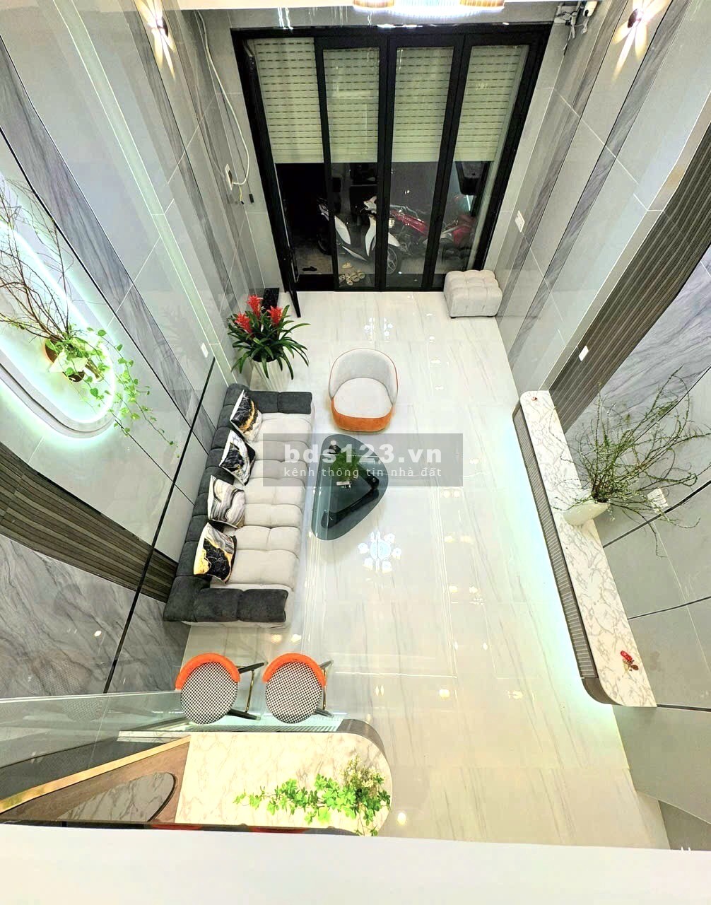 Bán nhà quận 6 - Hẻm xe hơi - Hàng hot nở hậu cực tốt mới đẹp lung linh - 6.5 T