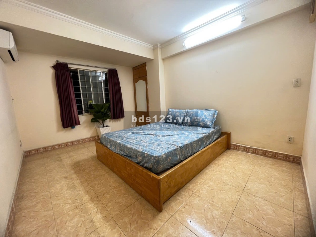 Chung cư Trương Quyền, Phường 6, Quận 3: 70m2, 2 p ngủ, 1wc, NT, 10tr