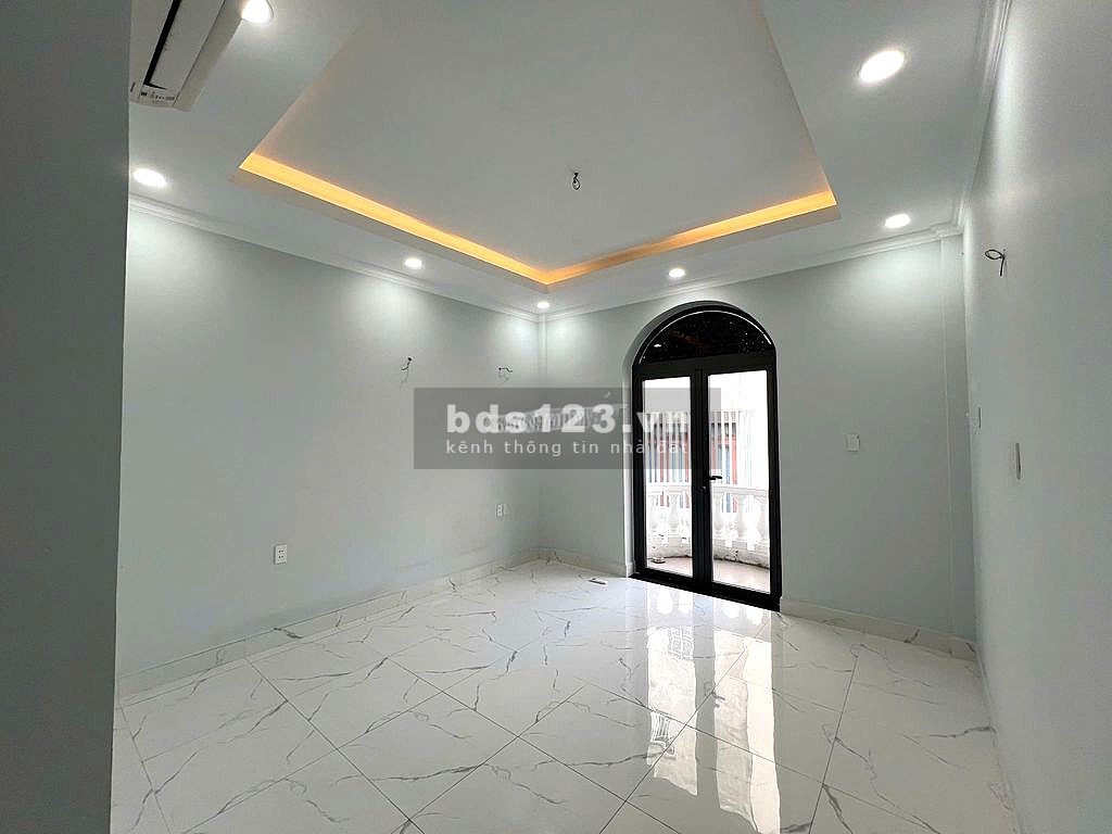 Nhà hxh Lê Trọng Tấn, 1 lửng 3 lầu 4pn5wc như hình, giá 17tr/th
