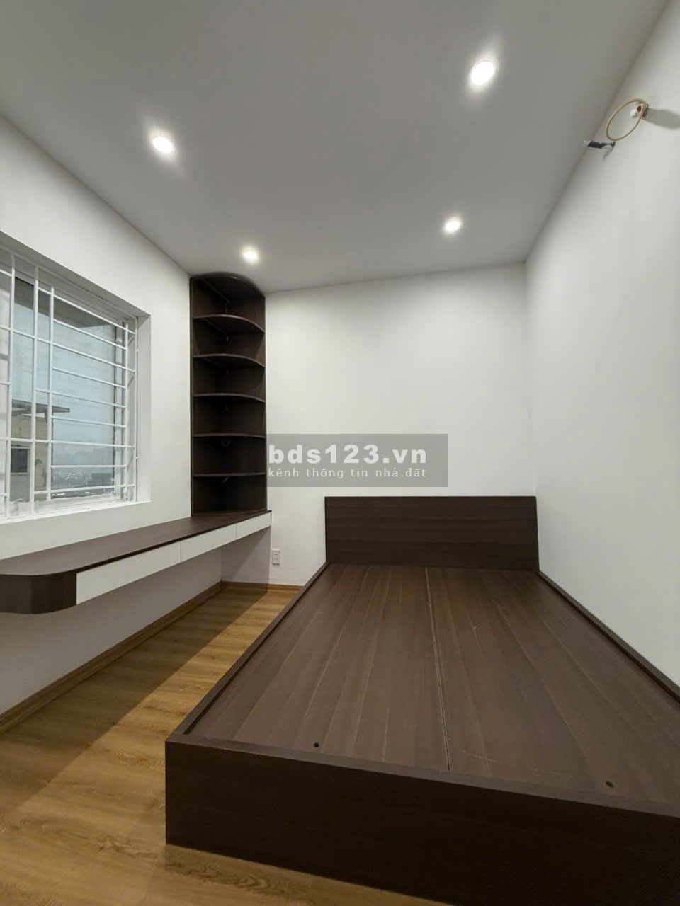 Bán căn hộ Coma 18 phố Lê Trọng Tấn đối diện cổng Pack City