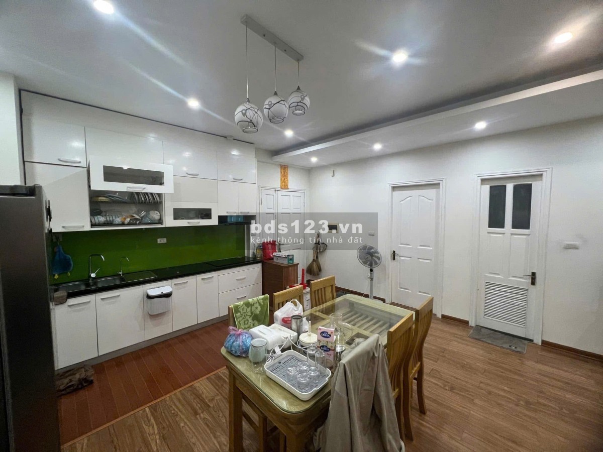 Chung cư Melody, Âu Cơ, Tân Sơn Nhỉ, TP: 13tr/th, 2p ngủ, 2wc 84m2.