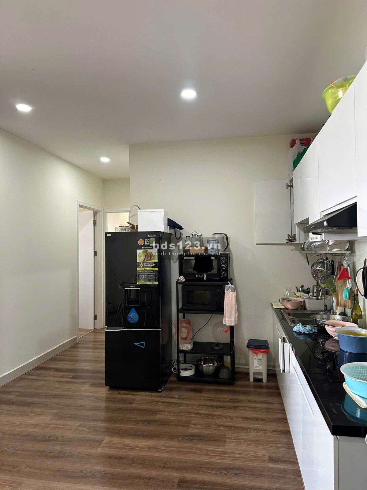 Chung cư Central Plaza, 91 Phạm Văn Hai, P3, TB, 72m2, 2PN, 14tr/tháng.