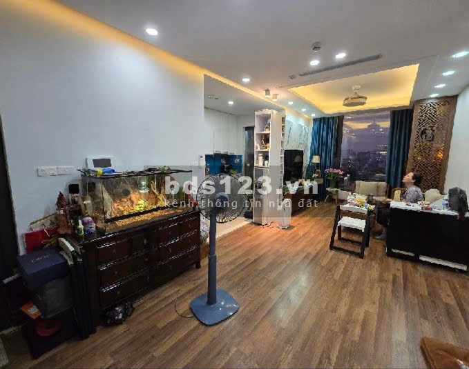 Bán căn hộ 2PN, 2WC, 90m2 tại Hòa Bình Green Apartment, 6,3 tỷ có thương lượng, đẹp nhiều tiện ích