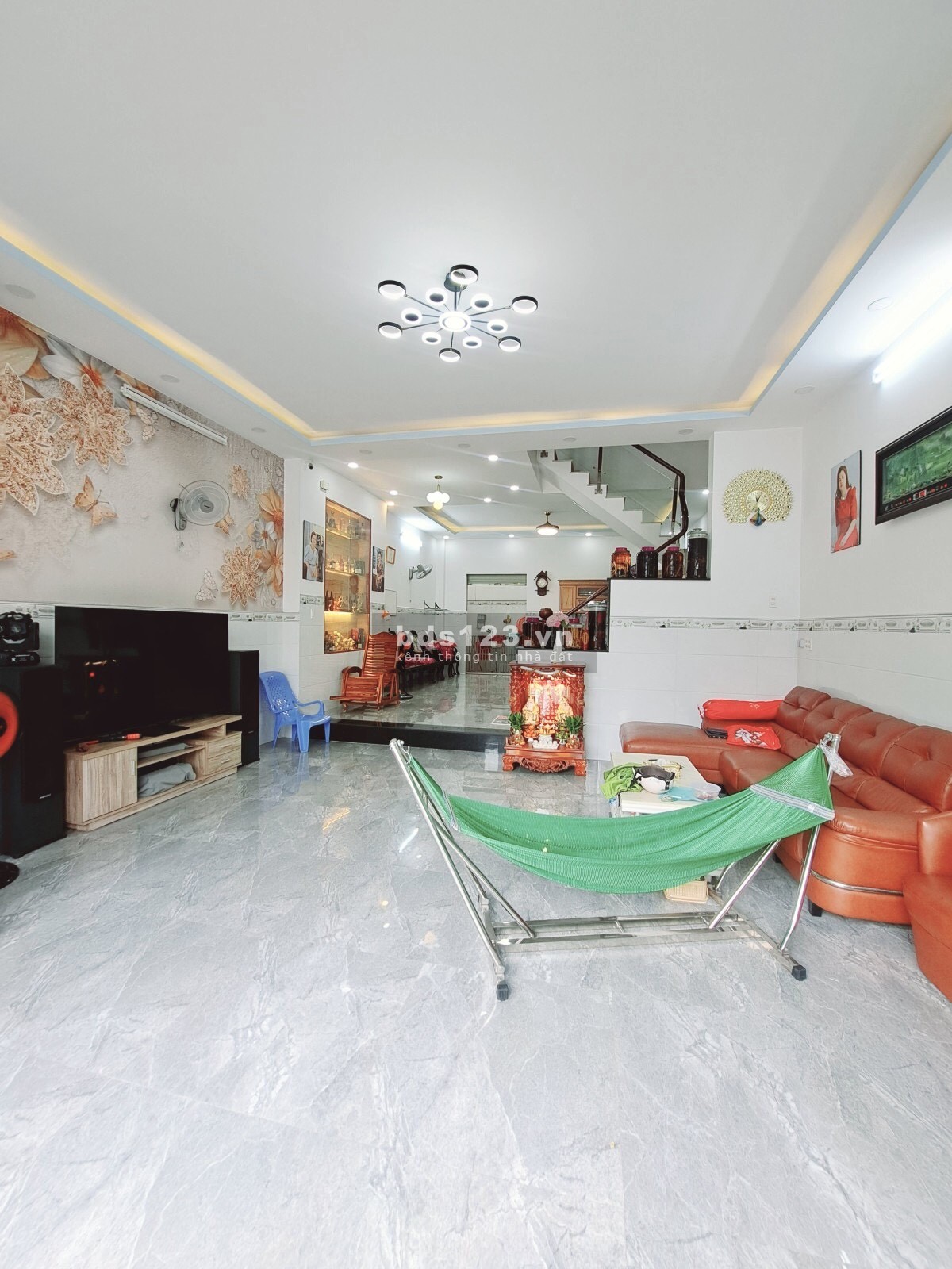 Bán nhà quận Bình Tân diện tích lớn - Nhà to rộng thoáng mát - 9.5 T