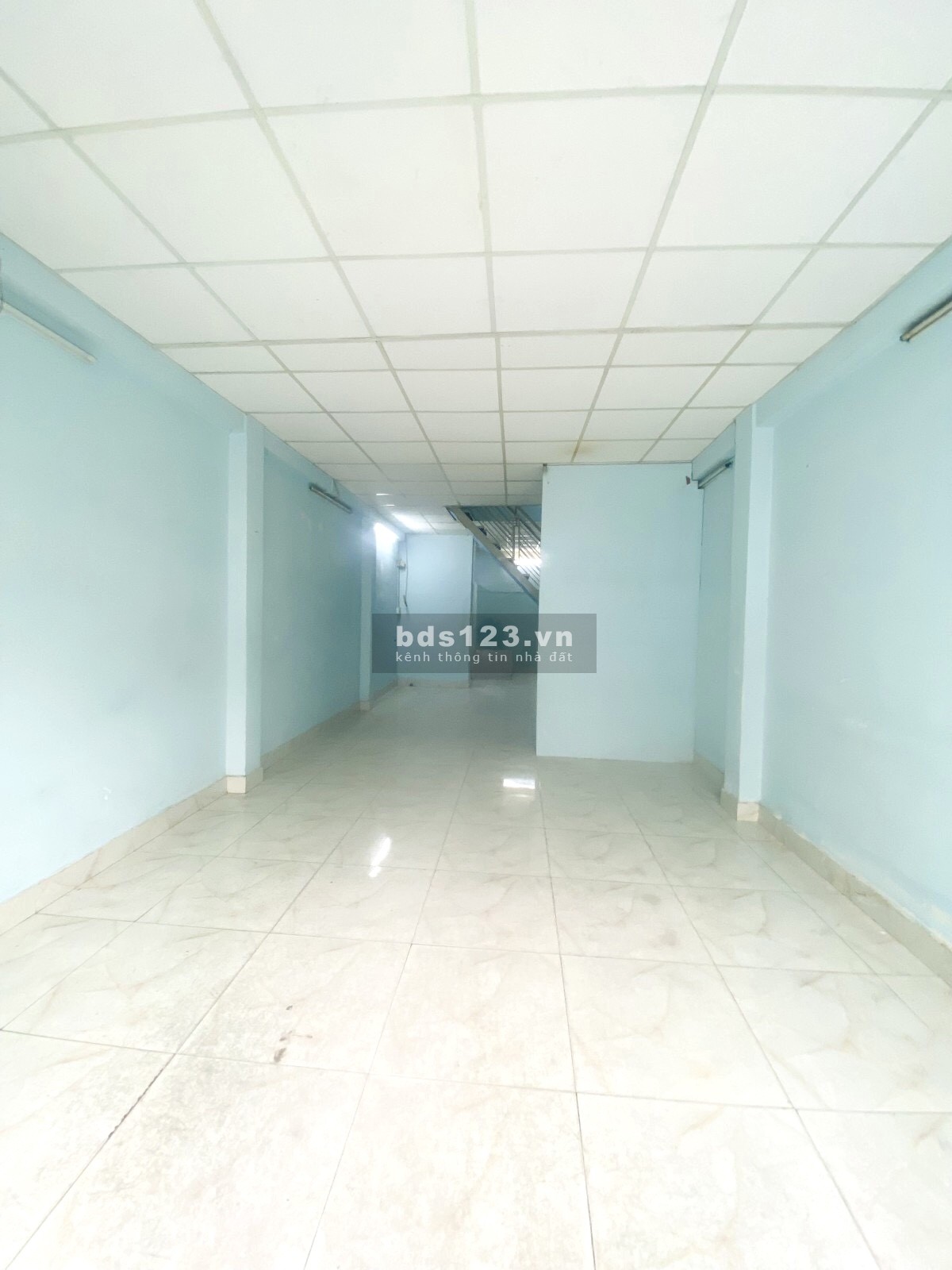 Bán nhà mặt tiền quận 6 - Khu hiếm có vỉa hè rộng thoáng - 9.5 T