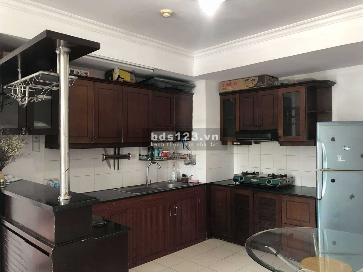 Cần cho thuê gấp căn hộ Phúc Thịnh Quận 5, Dt : 76 m2, 2PN, Giá : 10 tr/th,