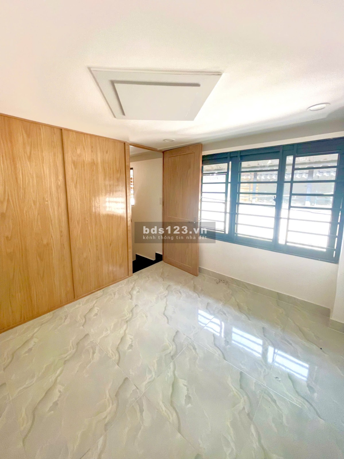 Bán nhà Quận 12 giáp Gò Vấp 2PN thoáng mát