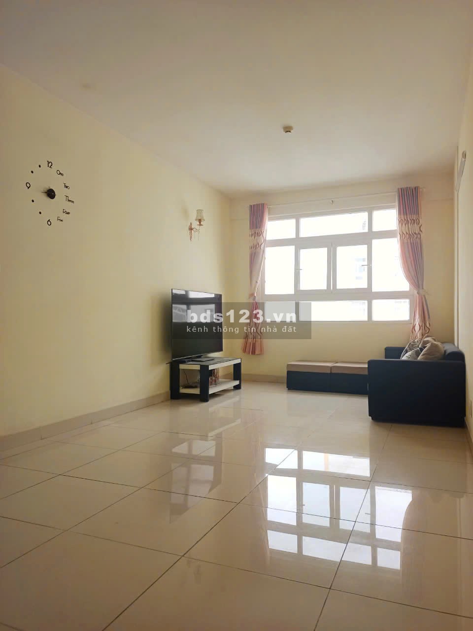 Chung cư Nguyễn Tri Phương, p7, Q5: 70m2, 2 p ngủ, Nt, giá 9tr