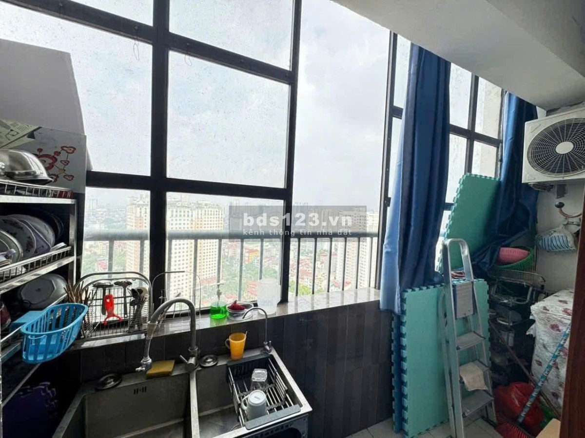 Chung cư 10A Trần Nhật Duật, Tân Định, Q1: 69m2, 2PN, nội thất 10tr