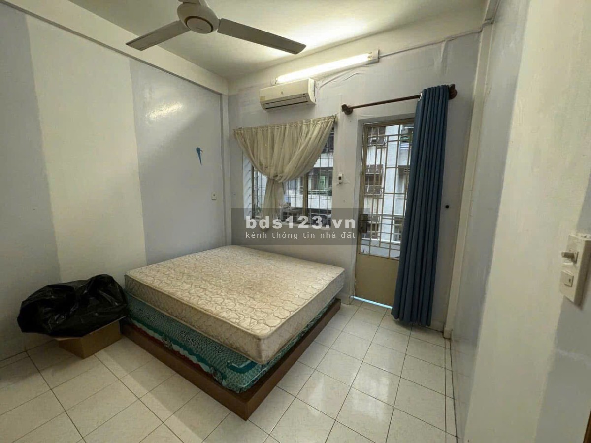 Chung cư LaKai (thang bộ), P8, Q5: 9tr/th, 75m2, 2p ngủ. Nội thất.