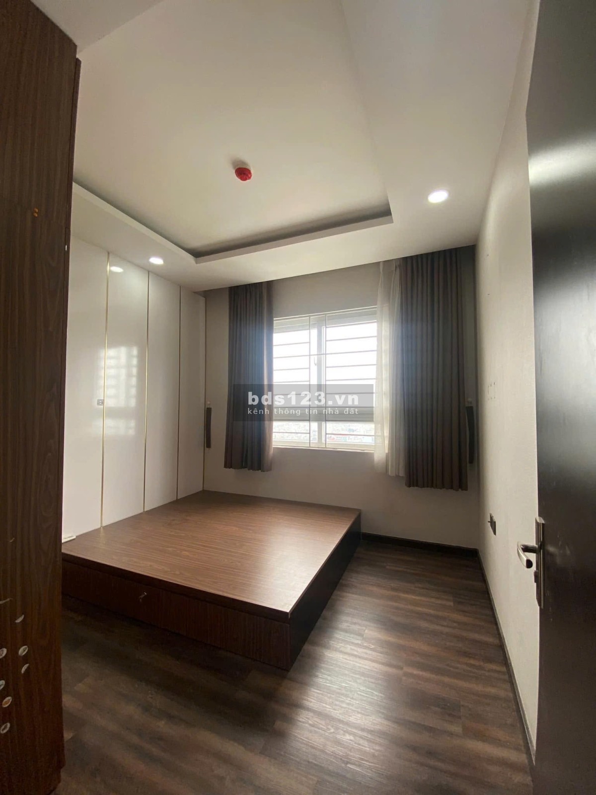 Chung cư Saigonres. Nguyễn Xí, Bình THạnh: 14tr/th, 2p ngủ, 2wc, nội thất