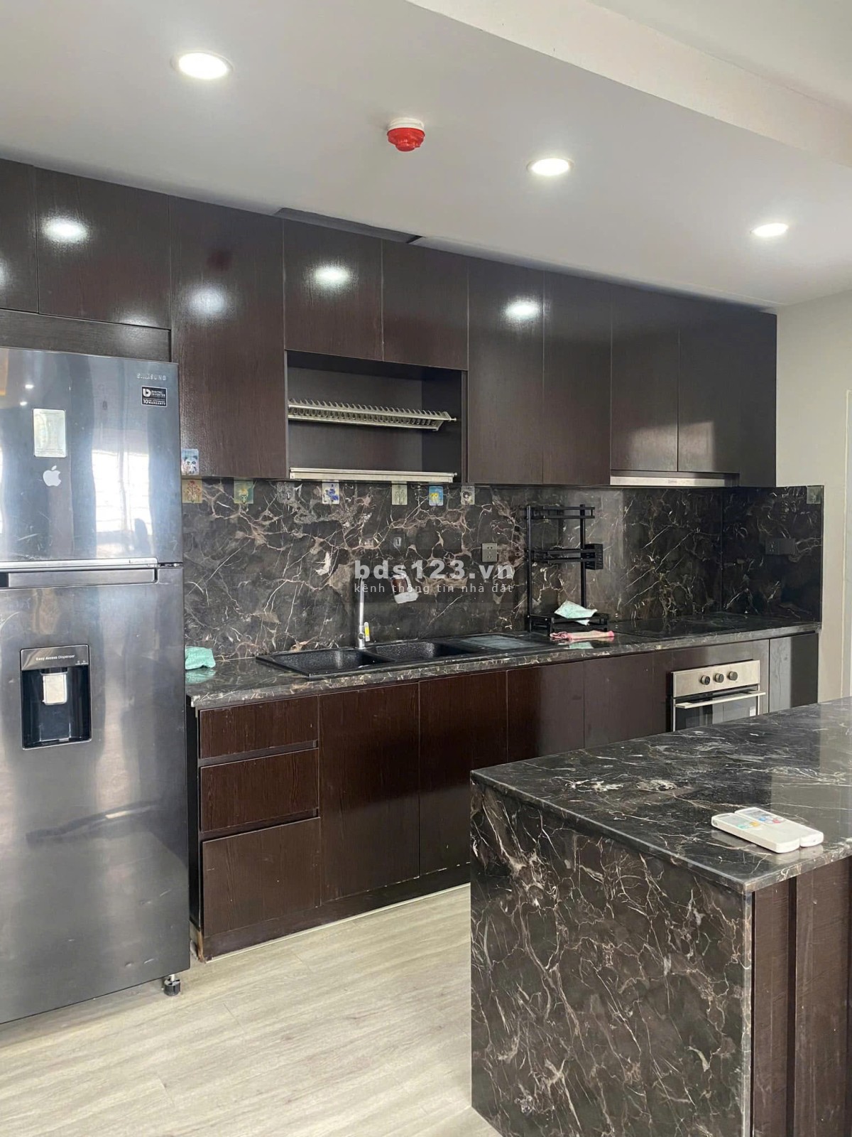 Chung cư Saigonres. Nguyễn Xí, Bình THạnh: 14tr/th, 2p ngủ, 2wc, nội thất