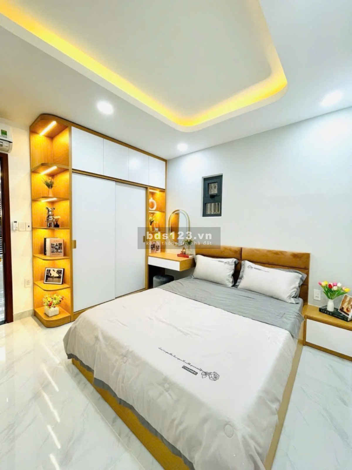Nhà mới đón Tết - Gần mặt tiền - 40m2 - 2 Tầng - Lê Quang Định, P.1, Gò Vấp, TP.HCM