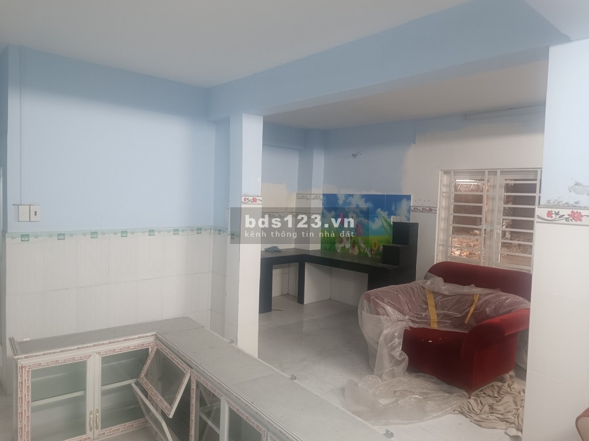 Vỡ nợ bán gấp nhà mặt tiền chợ Khiết Tâm 134m² - 14ty5