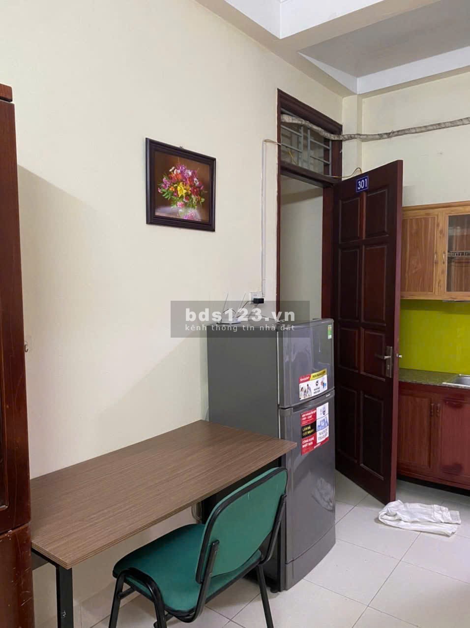 Chung cư Nguyễn Trãi, P8, Quận 5: 74m2, 2p ngủ, NT 9tr/tháng.