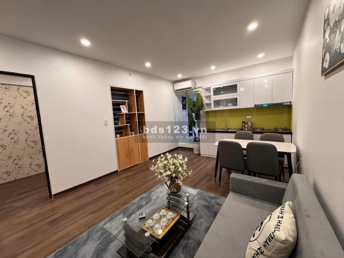 Chung cư Resgreen Tower, Tân Phú, 68m2, 2PN, 13tr/tháng