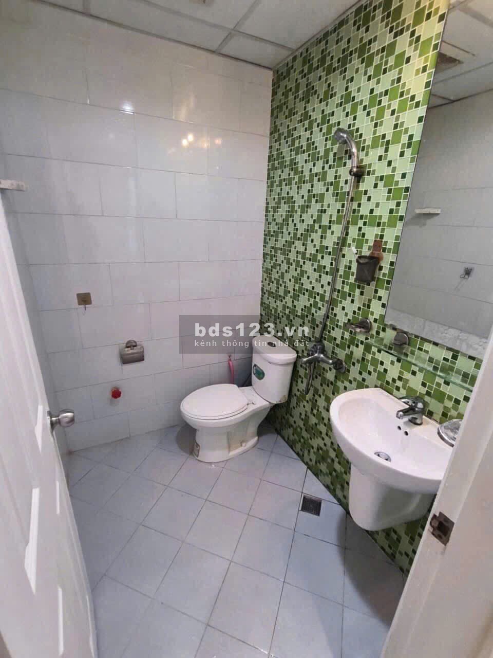 Chung cư Ruby Garden, Nguyễn Sỹ Sách, P15, TB, 80m2, 11tr5/tháng.