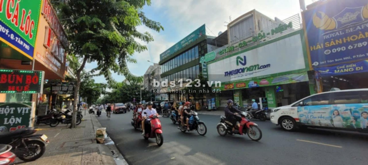 Mặt tiền Tân Sơn Nhì, Tân Phú. DT 22MX33.5M. Đúc 3.5 tấm. Giá 150 tỷ