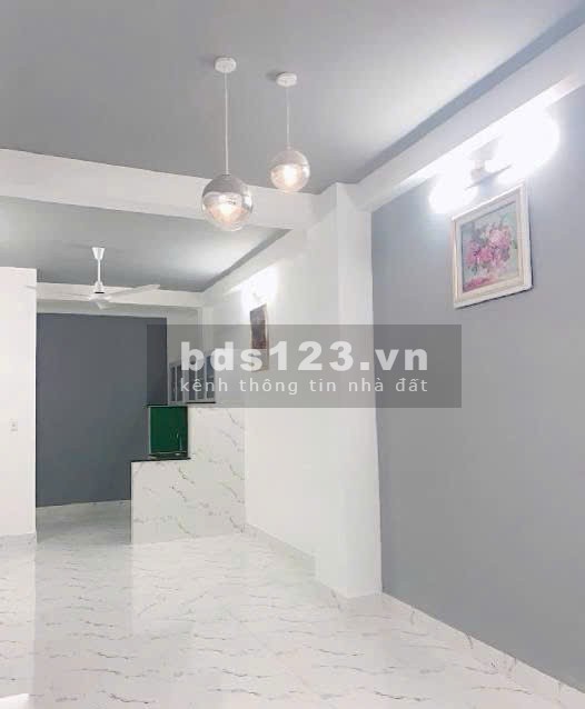 Nhà đẹp mới trung tâm quận 10 – Hẻm thông thoáng – 3 Tầng 4PN giá 5,2 tỷ
