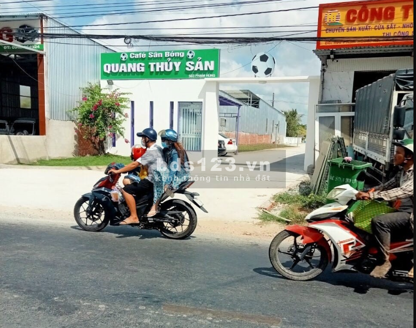 Đất thật không ảo 2 sổ MT (10x60=600m2) 200m2 TC, shr, đường42m, đối diện sân bóng, sát kcn 460 tr