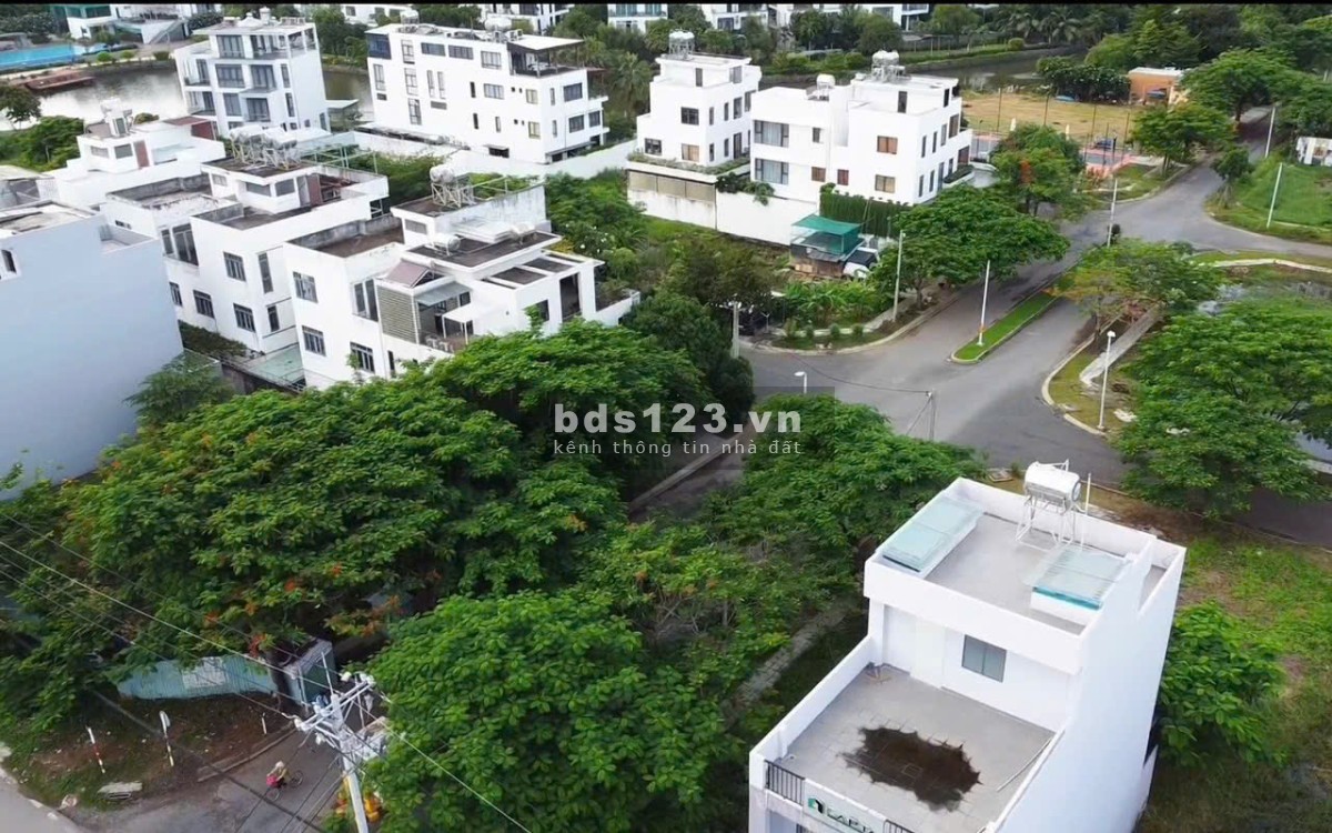 Bán 960m2 Đất MT đường Liên Phường – Giá tốt