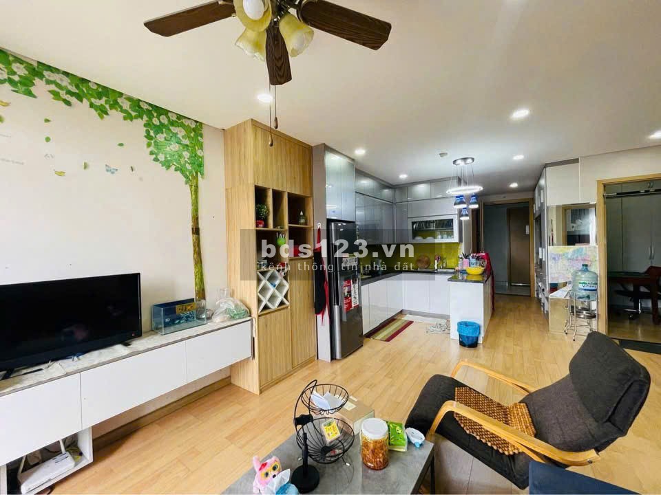 Chung cư Phúc Yên, phường 15, Tân Bình: 91m2, 2p ngủ, Nội thất, 11tr