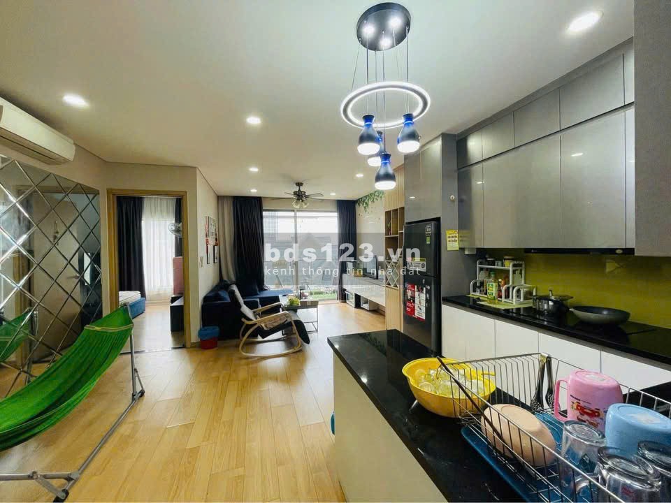 Chung cư Phúc Yên, phường 15, Tân Bình: 91m2, 2p ngủ, Nội thất, 11tr