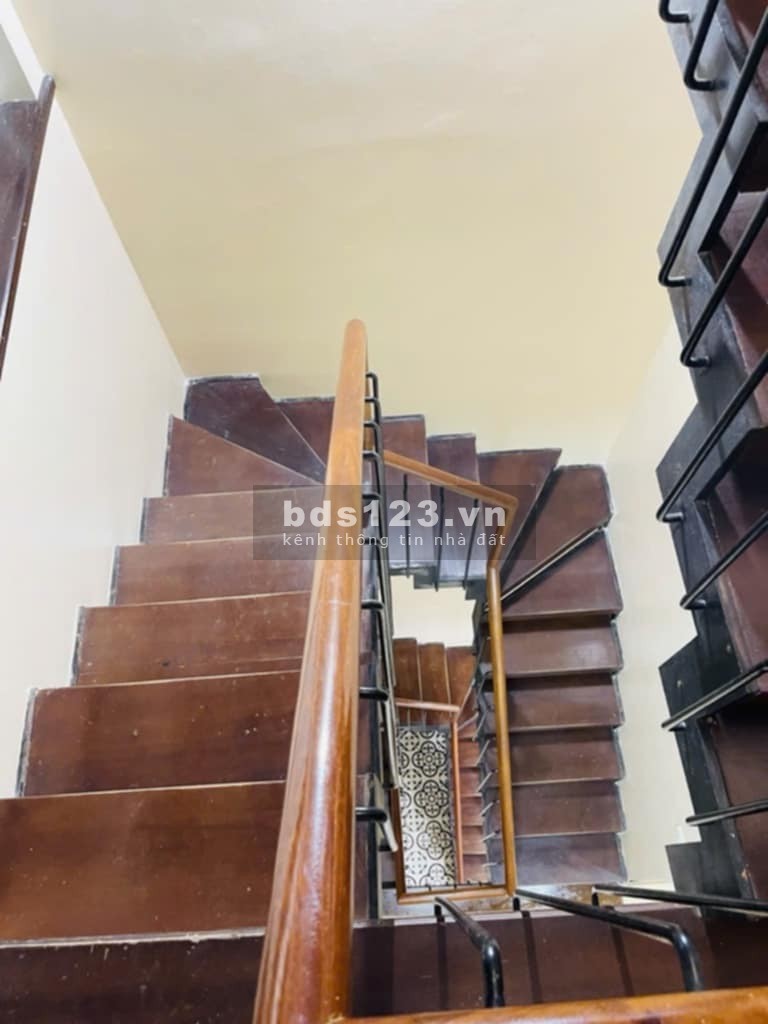 Chính chủ cần bán nhà đẹp phố Tứ Liên