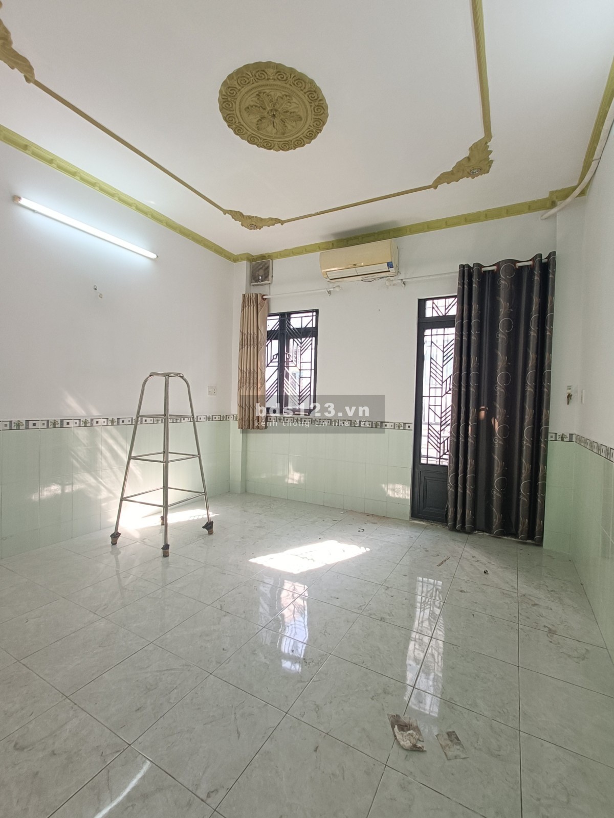 Bán nhà quận 11 - Đối diện Đầm Sen - Nhà mới đẹp sổ vuông - 5.98 T