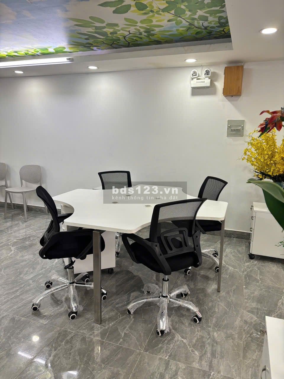 Cho thuê văn phòng trọn gói 16m2 tại Phú Nhuận