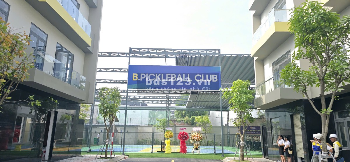 Bcons uni valley - Nhà phố Phát Khang dĩ an kế bên Bcons plaza giá bán 2025 LH 0903 066 813