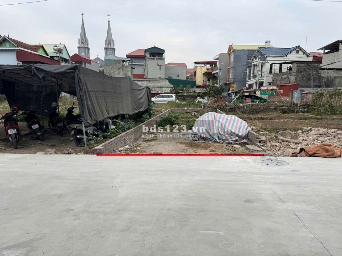 Cấp tốc: Bán lô đất 70m vị trí vàng, mặt tiền kinh doanh, tổ 11, thị trấn Quang Minh, Mê Linh