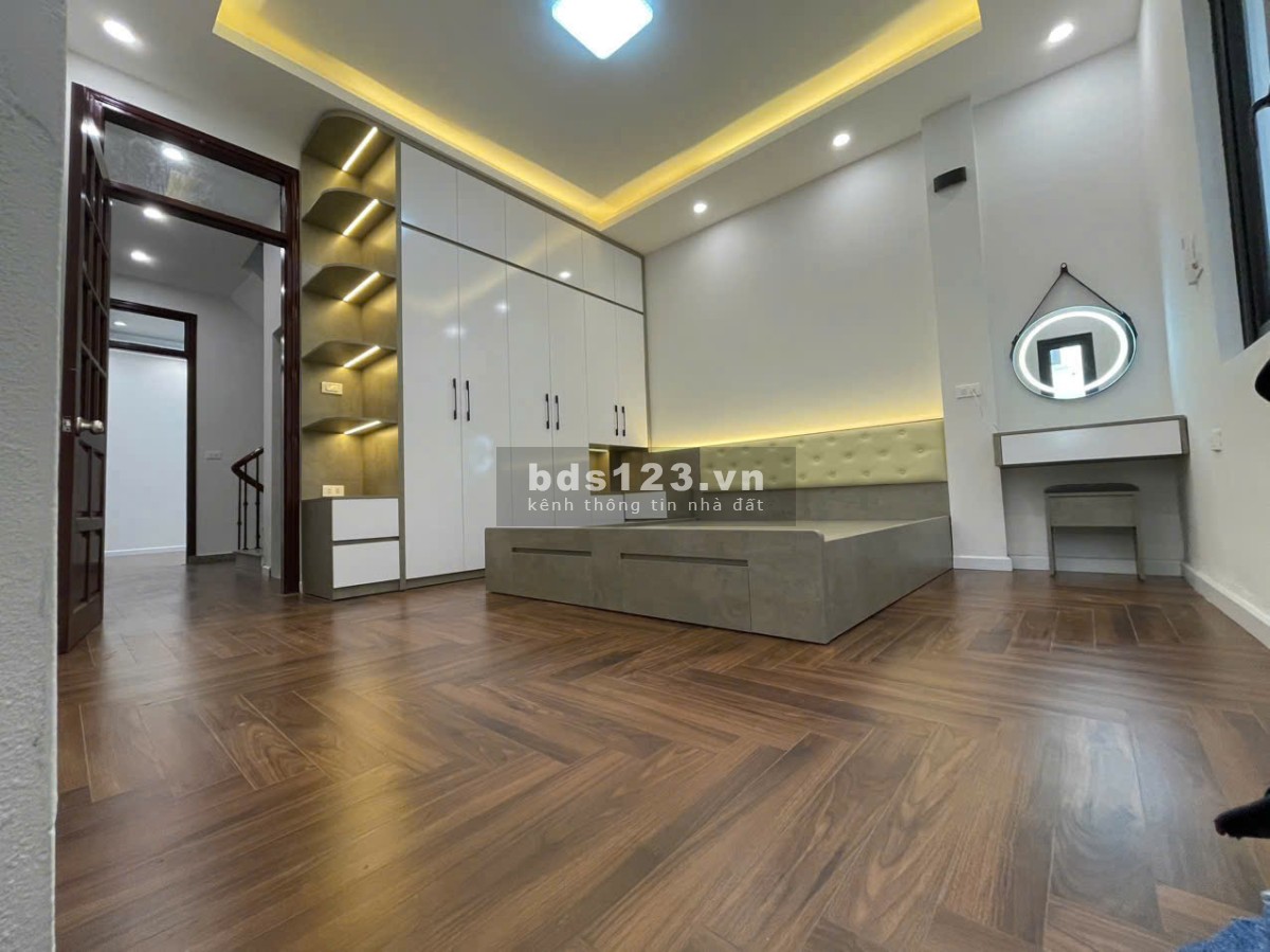 Bán nhà chính chủ Ngọc Thụy - Long Biên
