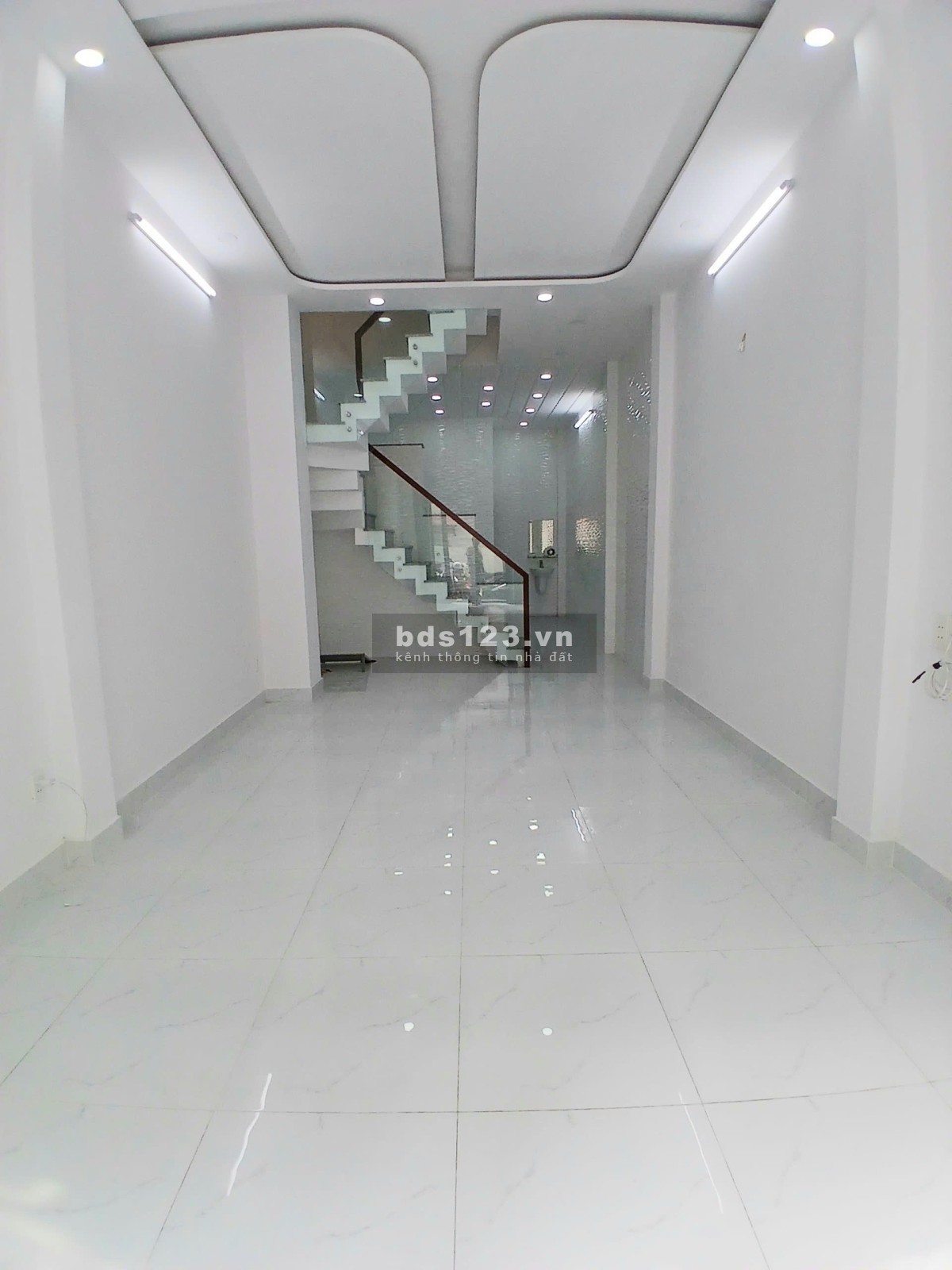 Bán nhà quận 6 mới xây - Nhà xây mới toàn bộ thoáng mát sạch đẹp - 6.6 T